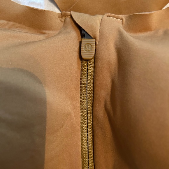 Lululemon enlighten bra - Picture 3 of 5